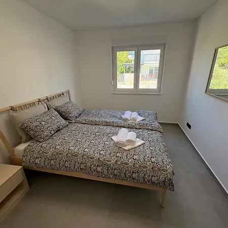 Maris Loft * Šimuni